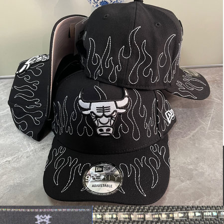 Chicago Bulls Adjustable Hat