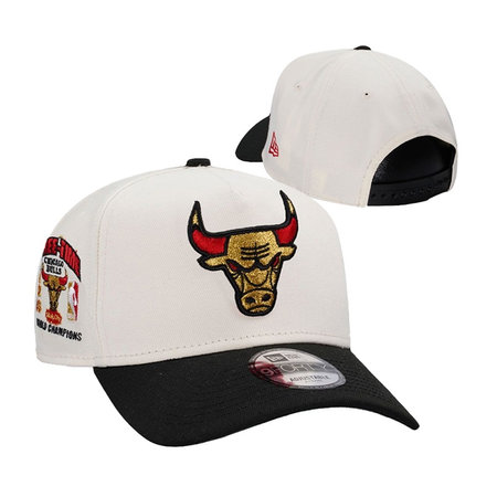 Chicago Bulls Adjustable Hat